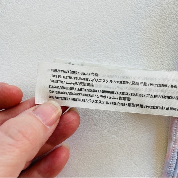 Hollister Smocked Tie Dye String Bikini Size Small - Picture 10 of 11